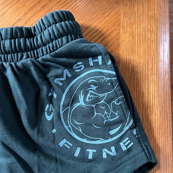 NWOT Womens GYMSHARK shorts XS - Picture 2 of 4